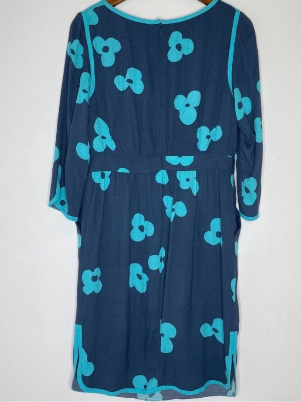 Boden Blue Floral 3/4 Sleeve
Round Neck Dress Size 8R - Picture 7 of 7